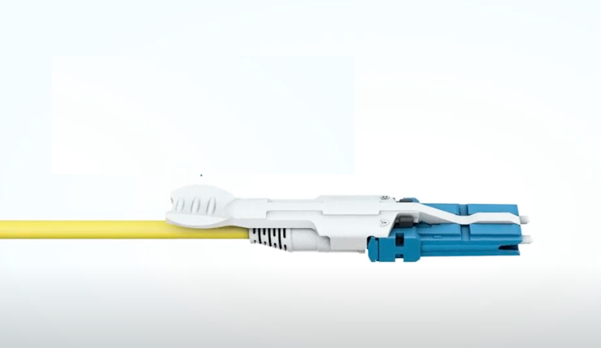 High Density Compute & Connectivity Drives Development  of the CS® Connector to Optimise Data Centre Fibre & Rack Density