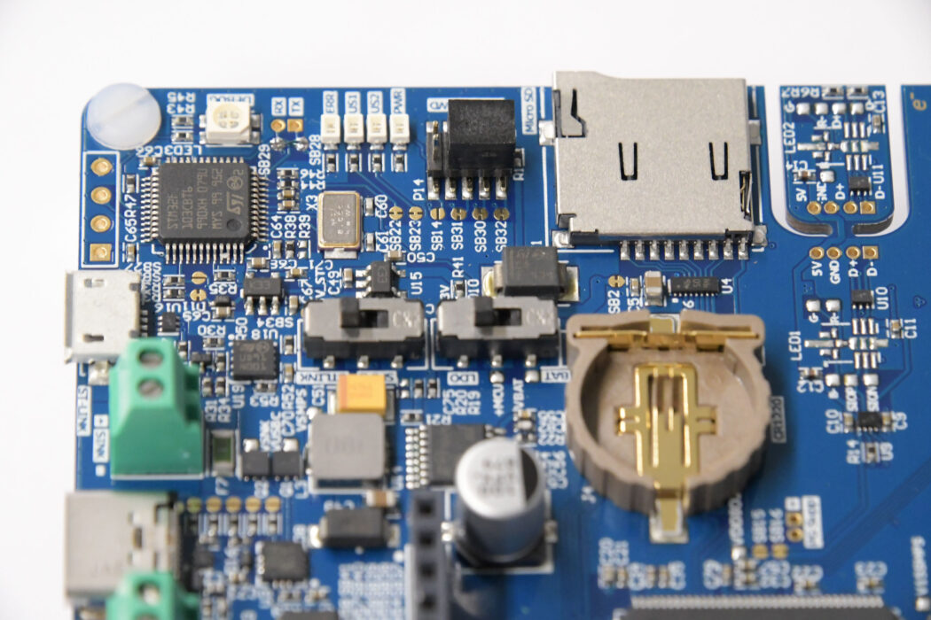 Rutronik develops first development kit for AI-based applications to implement EDGE intelligence