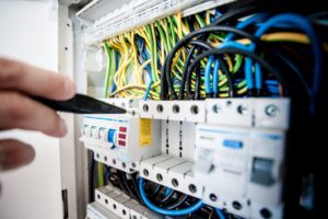 EMC093 Electrical installation