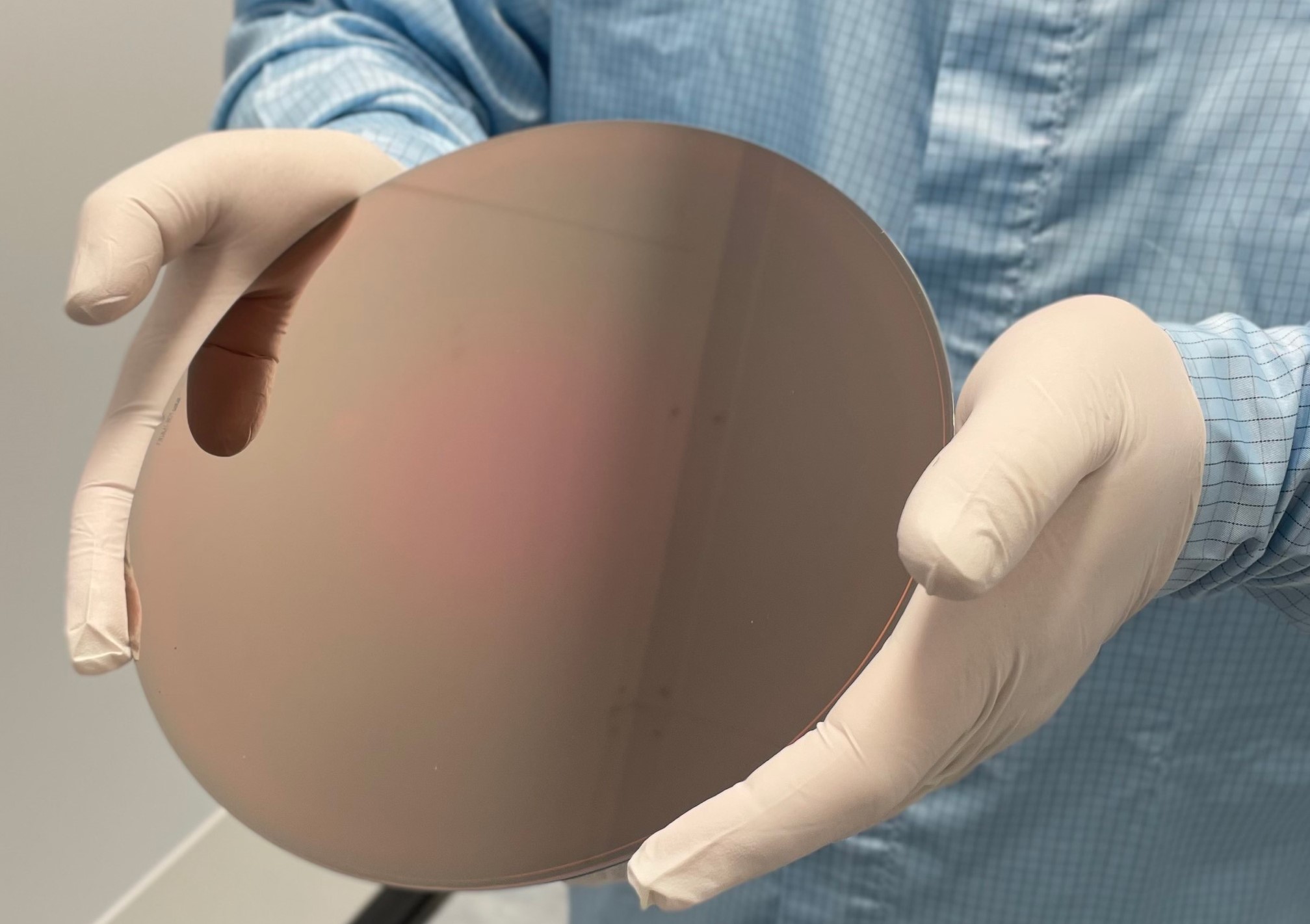 IQE announces 200mm (8”) RGB epitaxy for microLED display qualification