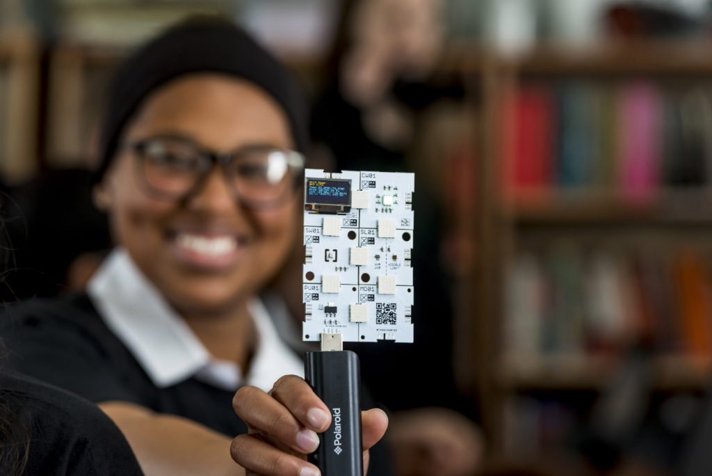 RS Components boosts IoT-focused prototyping, coding, making and learning with XinaBox xChips