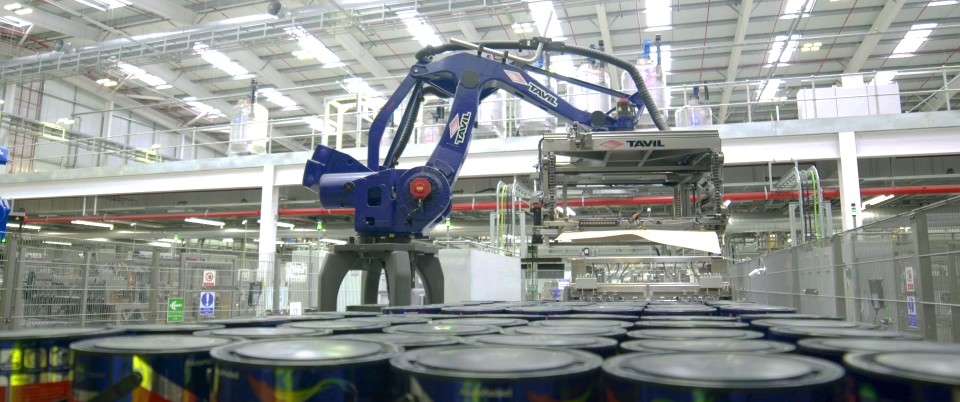 Siemens state-of-the-art integrated digital solutions help the business making Dulux ‘jump 30 years ahead’