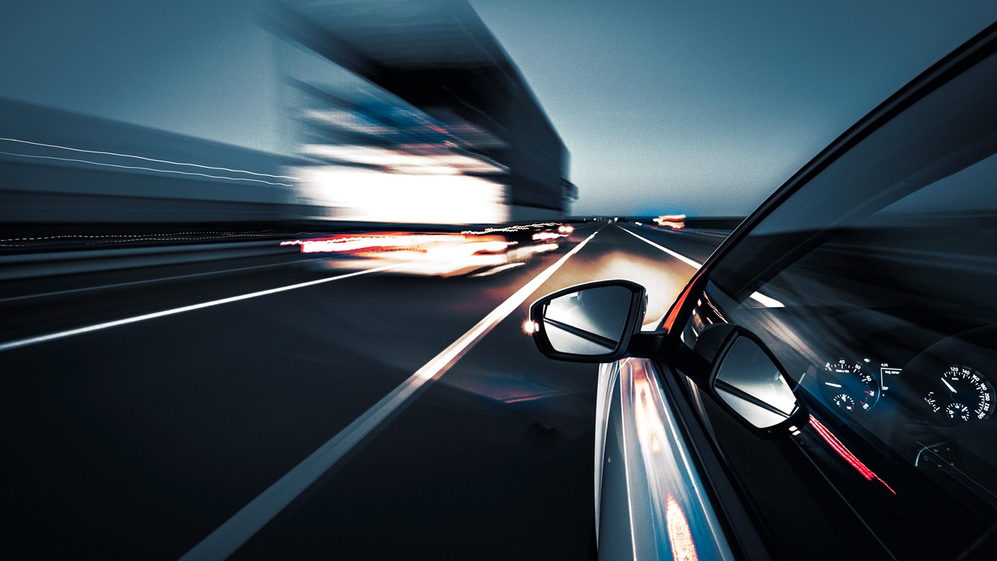 New test bench from Löhnert Elektronik provides full-surface coverage of automotive radomes with the R&S QAR from Rohde & Schwarz