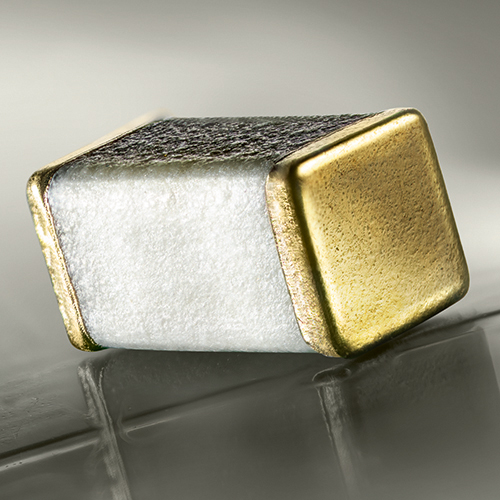 V-Lock – Plug-retention safeguard for power cords